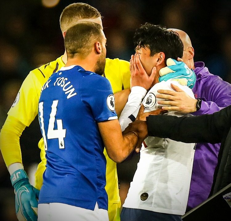 Heung-Min Søn fik Gomes til skade.